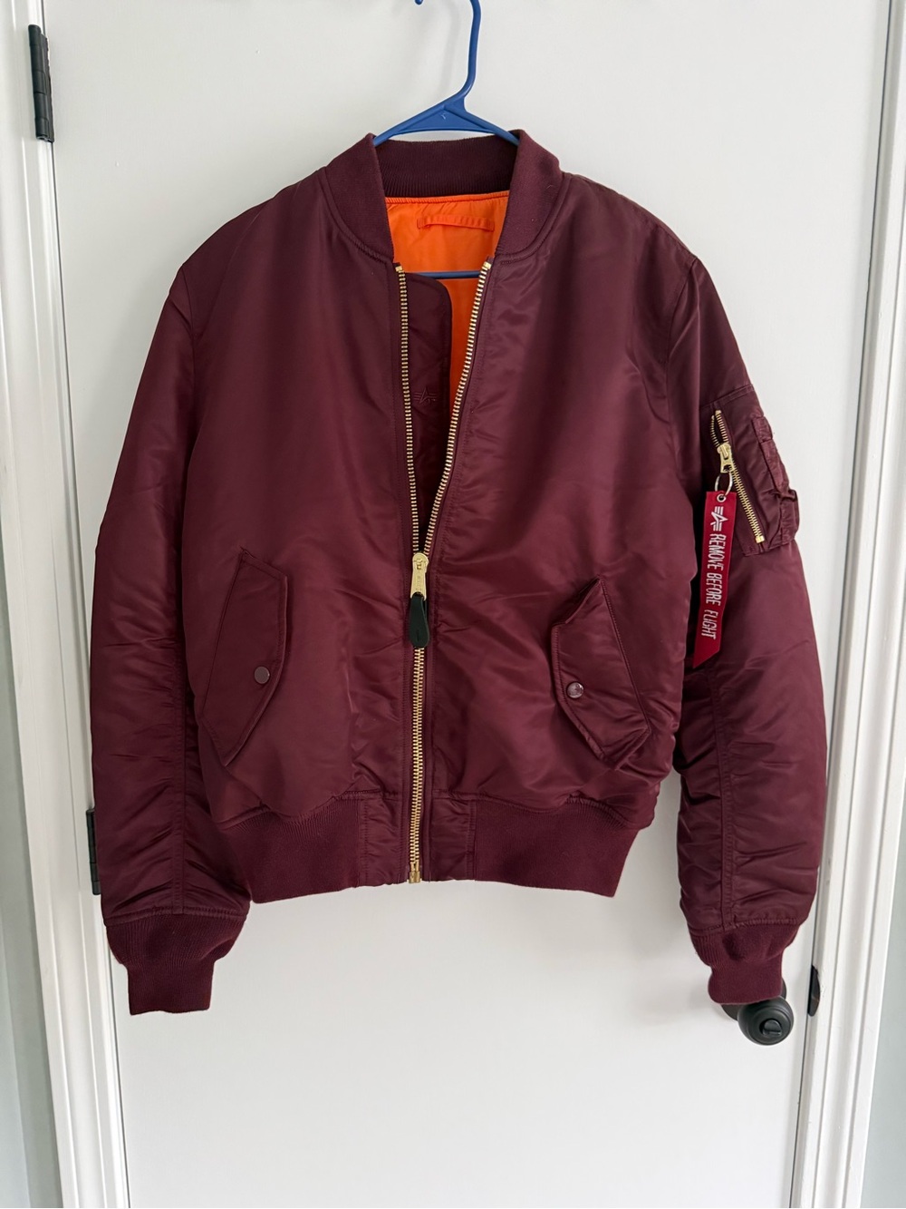 ALPHA INDUSTRIES MA-1
Bomber Jacket in Maroon Reversible Orange